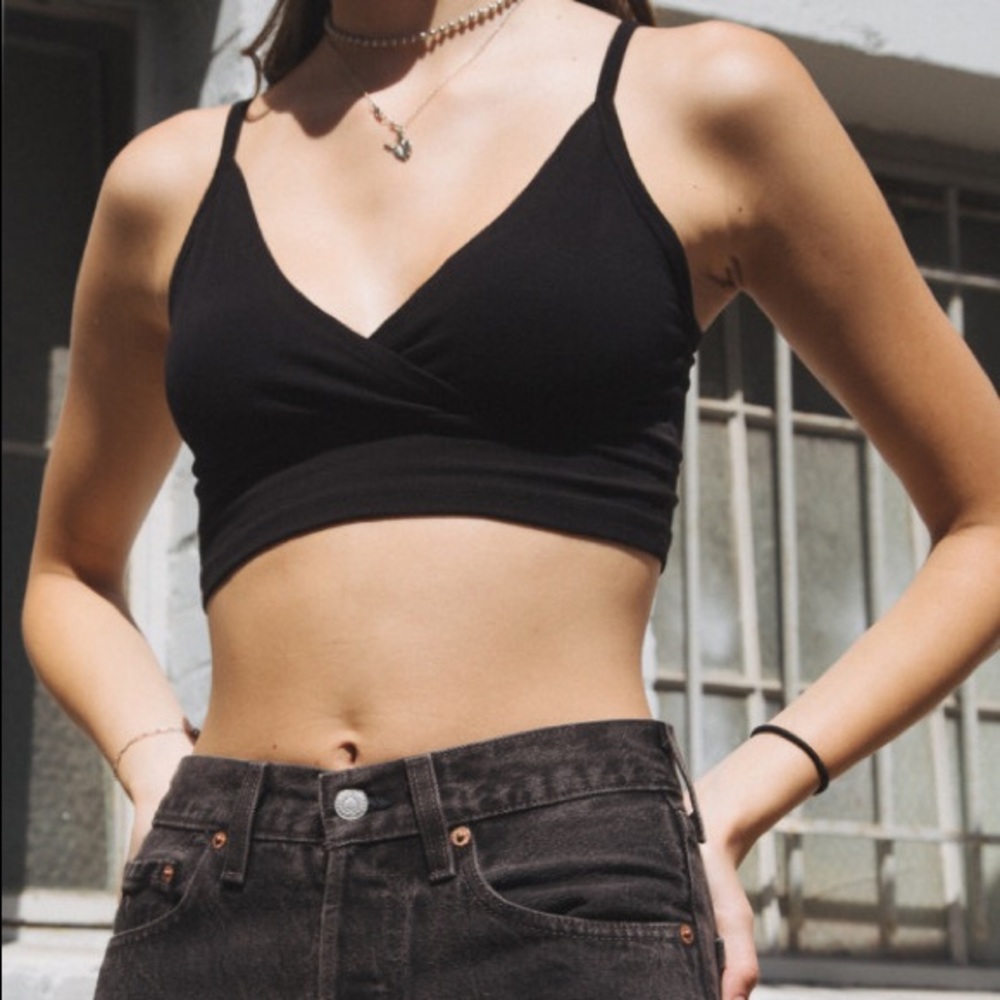 BNWOT brandy Melville amara tank